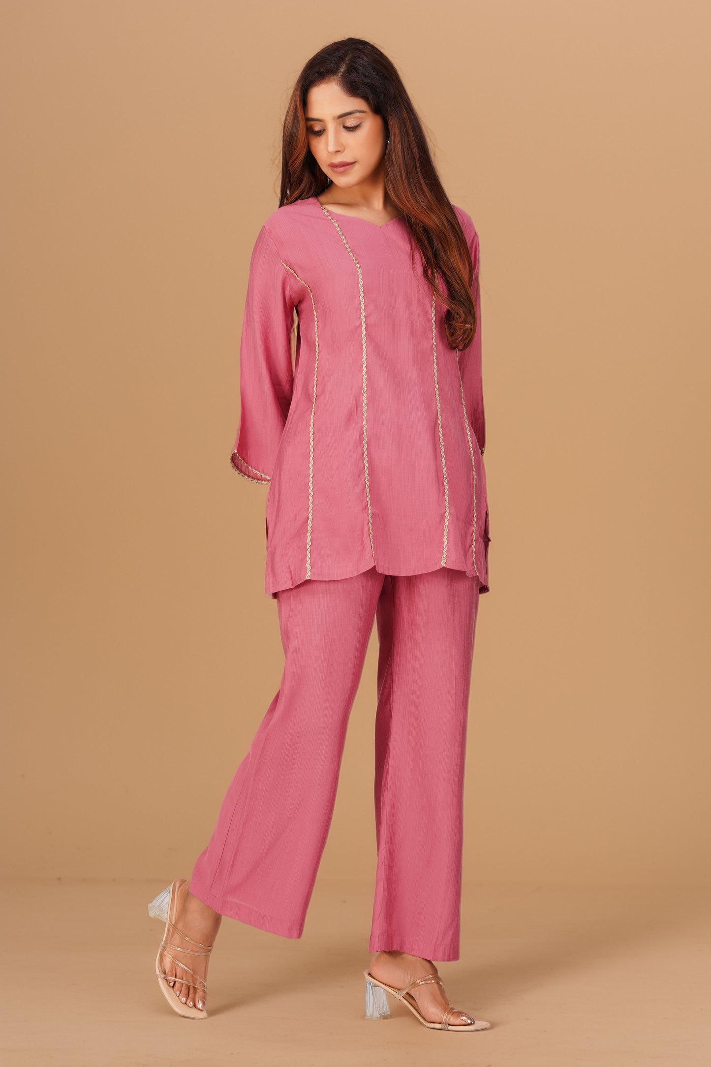 Cham Cham Co-ord Set – Onion Pink | Elegant V-Neck Short Kurta with Gold Threads – Bindigasm