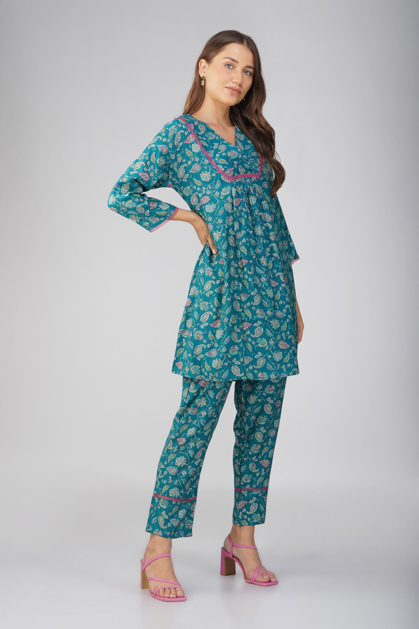 Peacock Green Paisley Co-ord Set β Flared Modal Chanderi Kurta with Pants
