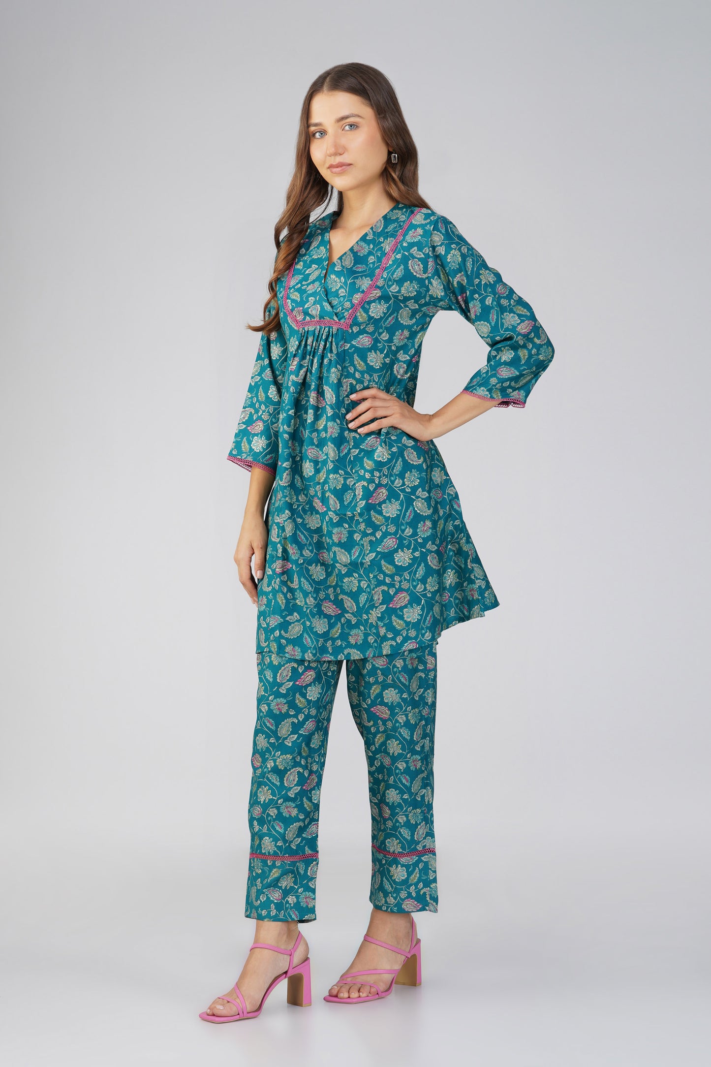 Peacock Green Paisley Co-ord Set β Flared Modal Chanderi Kurta with Pants