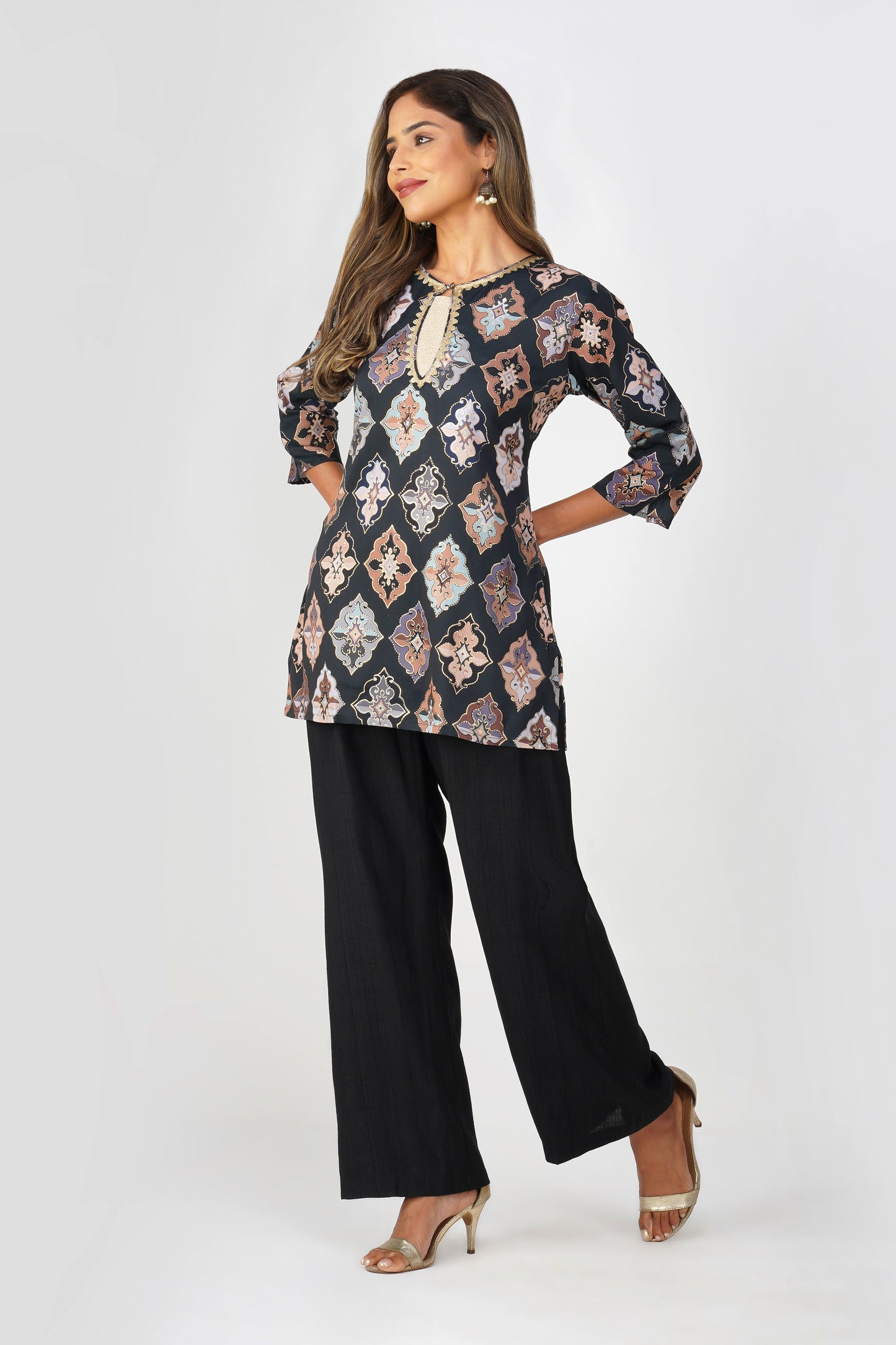 Ruhi Ikat Satin Silk Kurta Set – Noir Mosaic
