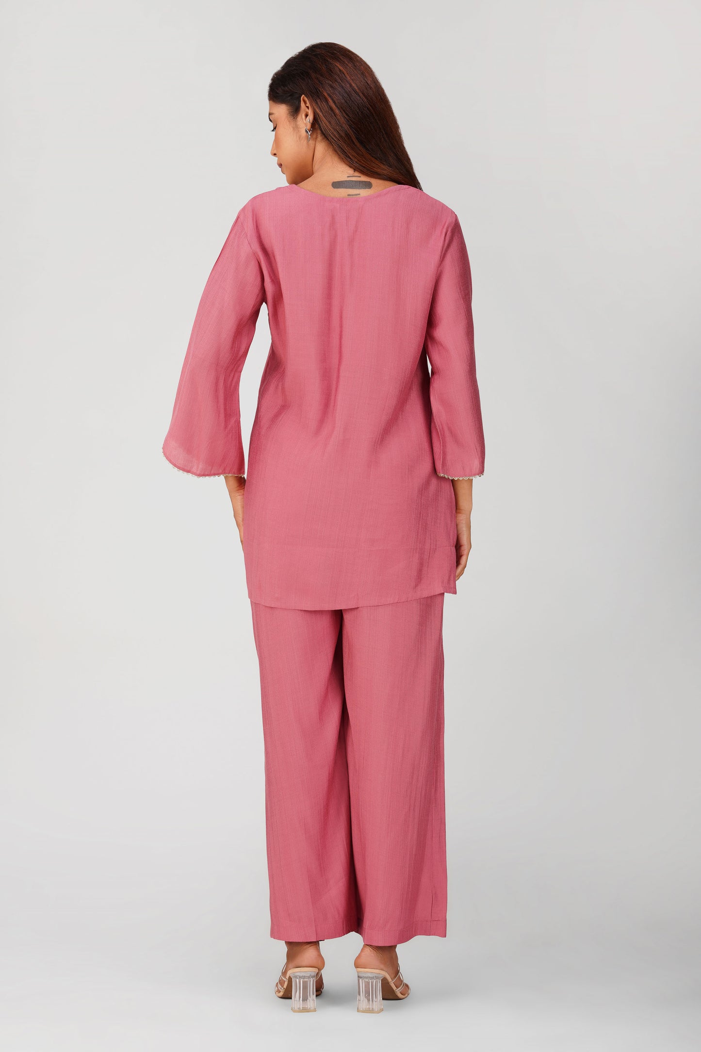 Cham Cham Co-ord Set – Onion Pink | Elegant V-Neck Short Kurta with Gold Threads – Bindigasm