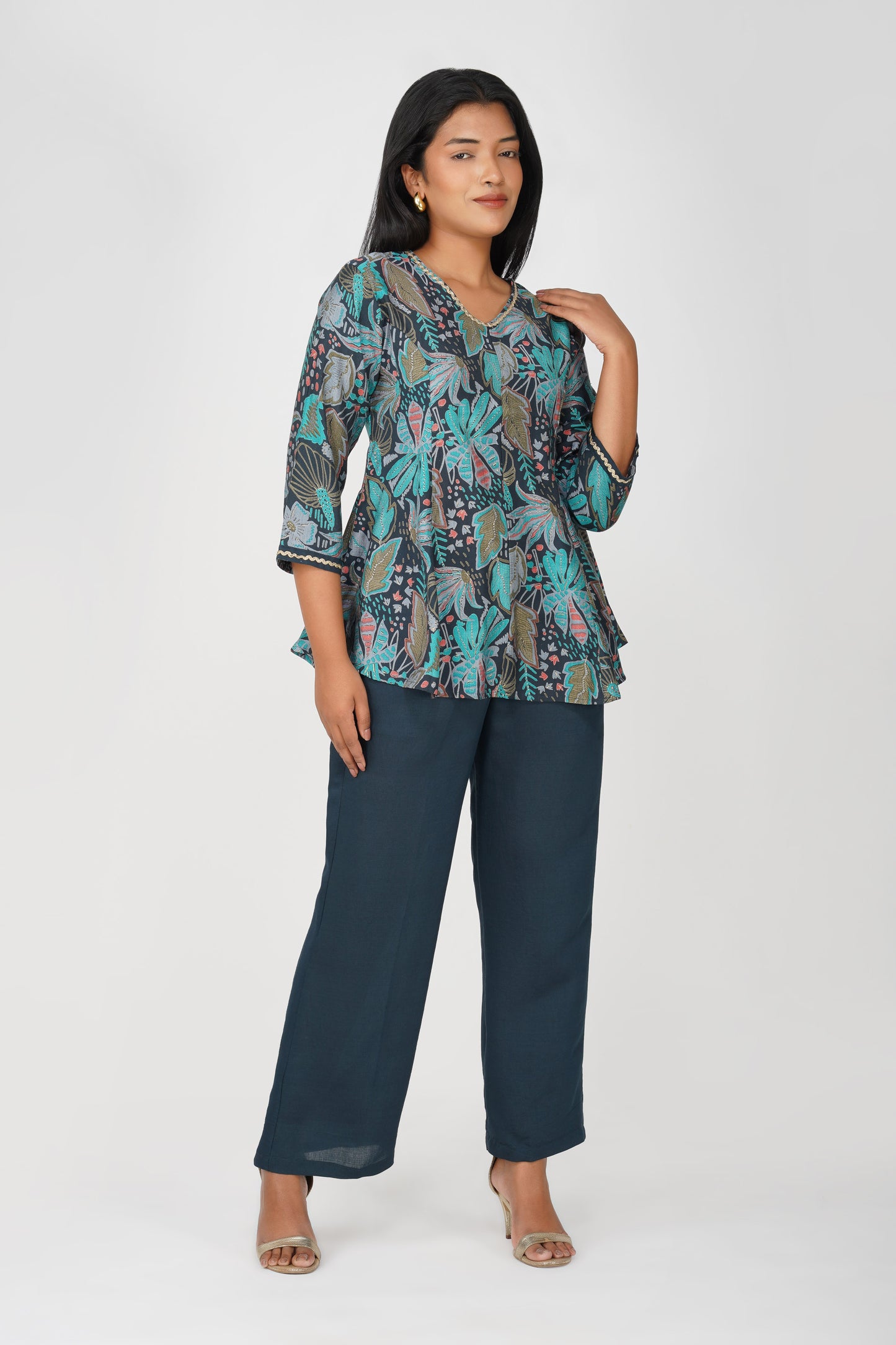 Kali Co-ord Set – Midnight Blue Tunic with Zari Lace & Flared Silk Pants