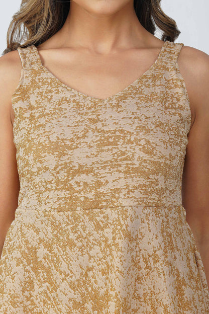 Champagne Glow Peplum Top – Cream & Gold Metallic Partywear