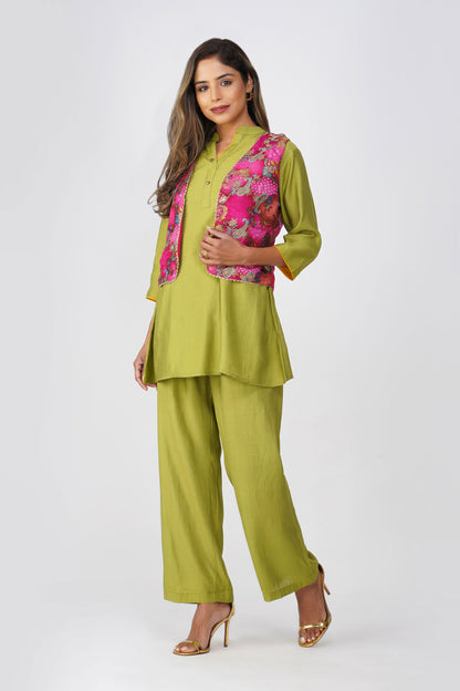 Banarasi Ethnic Jacket in Rani Pink with Gold Lace