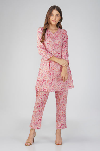Kajal Pink Cotton Co-ord Set – Ditsy Print Kurta with Lace Detail & Pocketed Pants