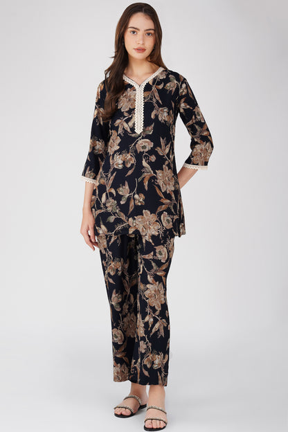Black Foliage Co-ord Set – Leaf Print Tunic with Matching Palazzos