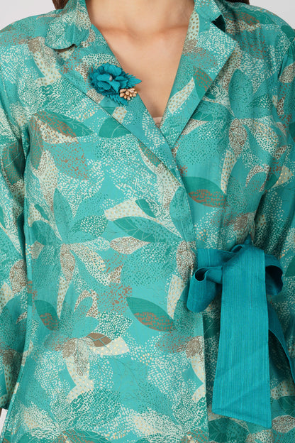 Akira Jacket Co-ord Set – Turquoise Chanderi with Floral Brooch & Silk Belt