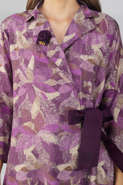 Akira Jacket Co-ord Set – Purple Chanderi with Floral Brooch & Silk Belt