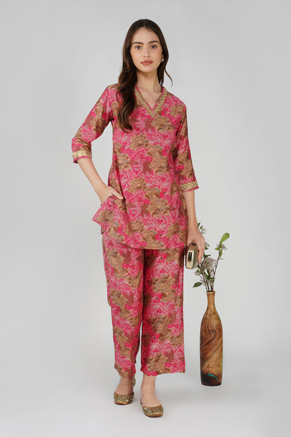 Kiara Co-ord Set – Rani Pink Floral Kurta with Sequin Jute Lace & Matching Palazzos (2-Piece Set)