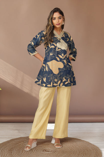 Maya Shiny Silk Coord Set – Navy Gold Bloom