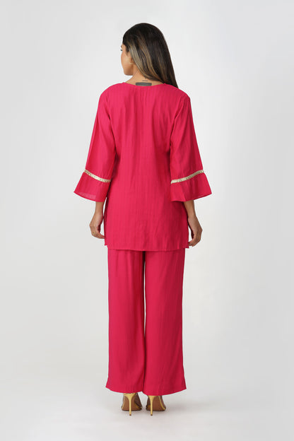 Taara Stripes Gold Lace Coord Set – Rani Pink