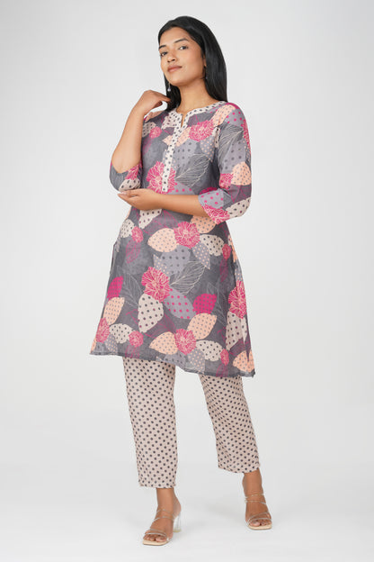 Grey Illustration Kurta Co-ord Set & Polka Dot Pants