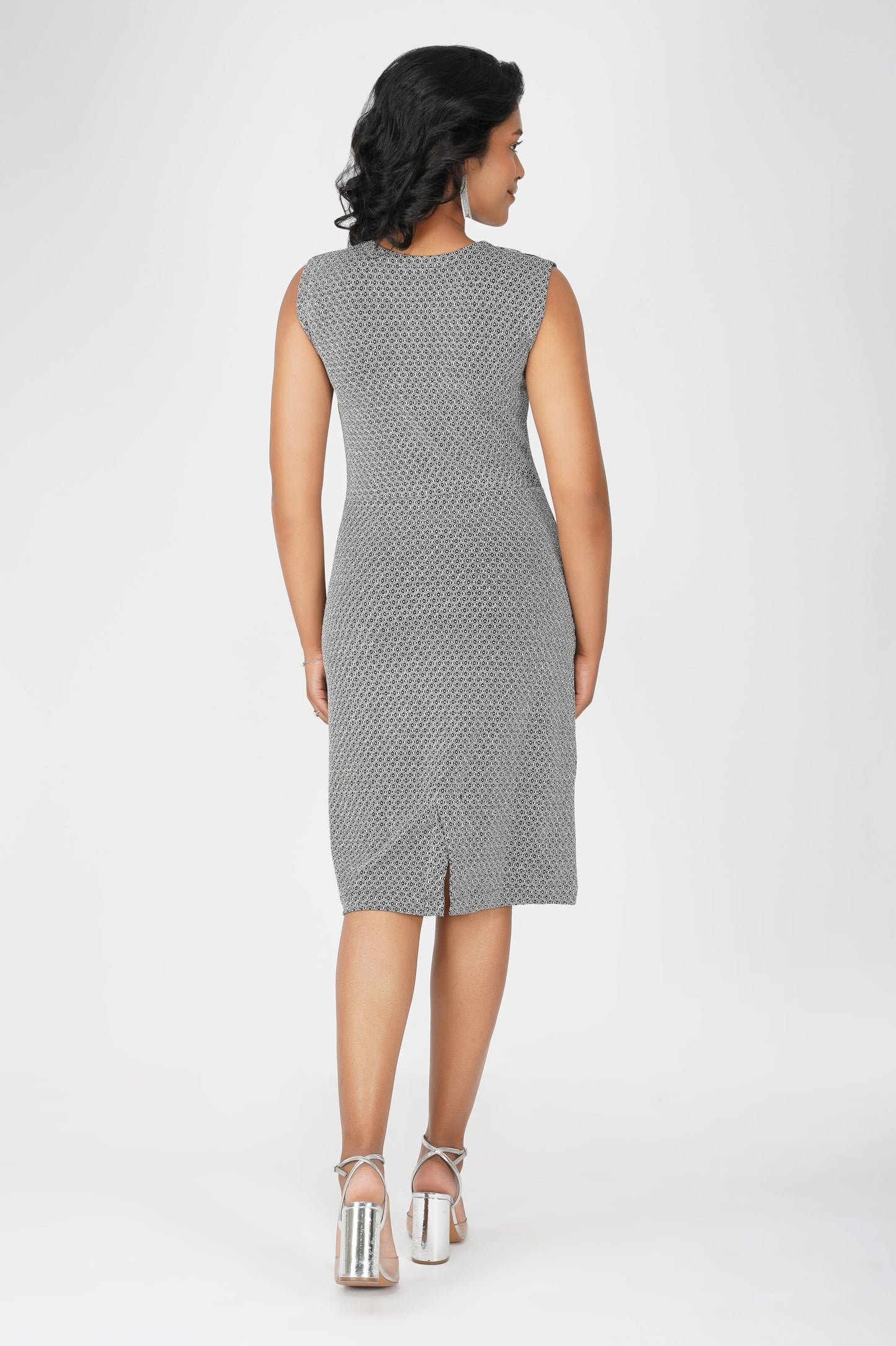 Metallic Ruffle Body-con Dress Silver Circles