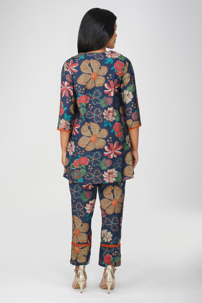 Sia Navy Floral Illustration Co-ord Set – Flared Kurta & Printed Palazzo Pants